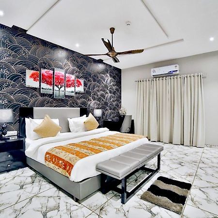 Hotel Kings Heritage Сурат Екстер'єр фото
